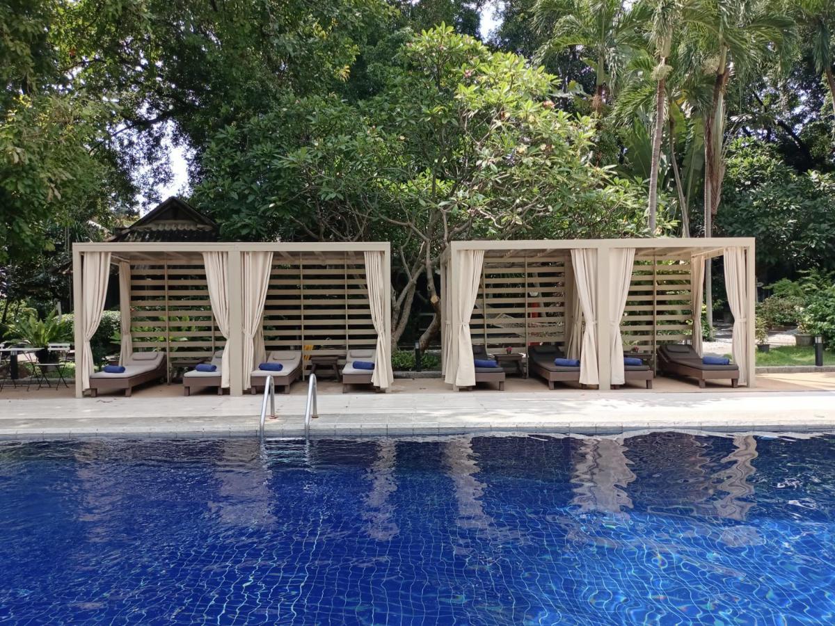 Let'S Hyde Pattaya Resort & Villas - Pool Cabanas Exterior photo